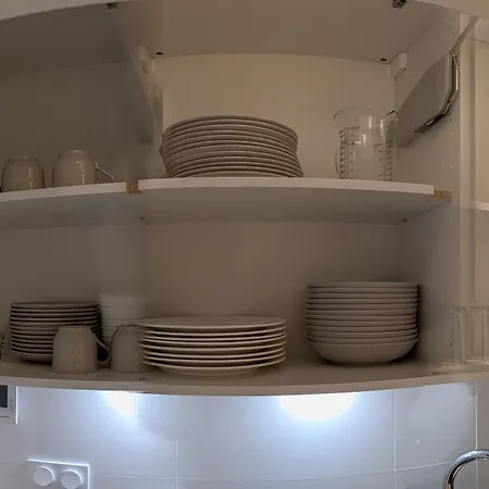 Appartement T3 Familial Et Neuf Aux Portes De Paris à Et Parking Suresnes
